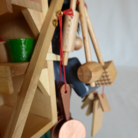 NEW 11” STEINBACH GERMANY MERCHANT MERCATOR PEDDLER WOOD INCENSE SMOKER - Picture 12 of 16